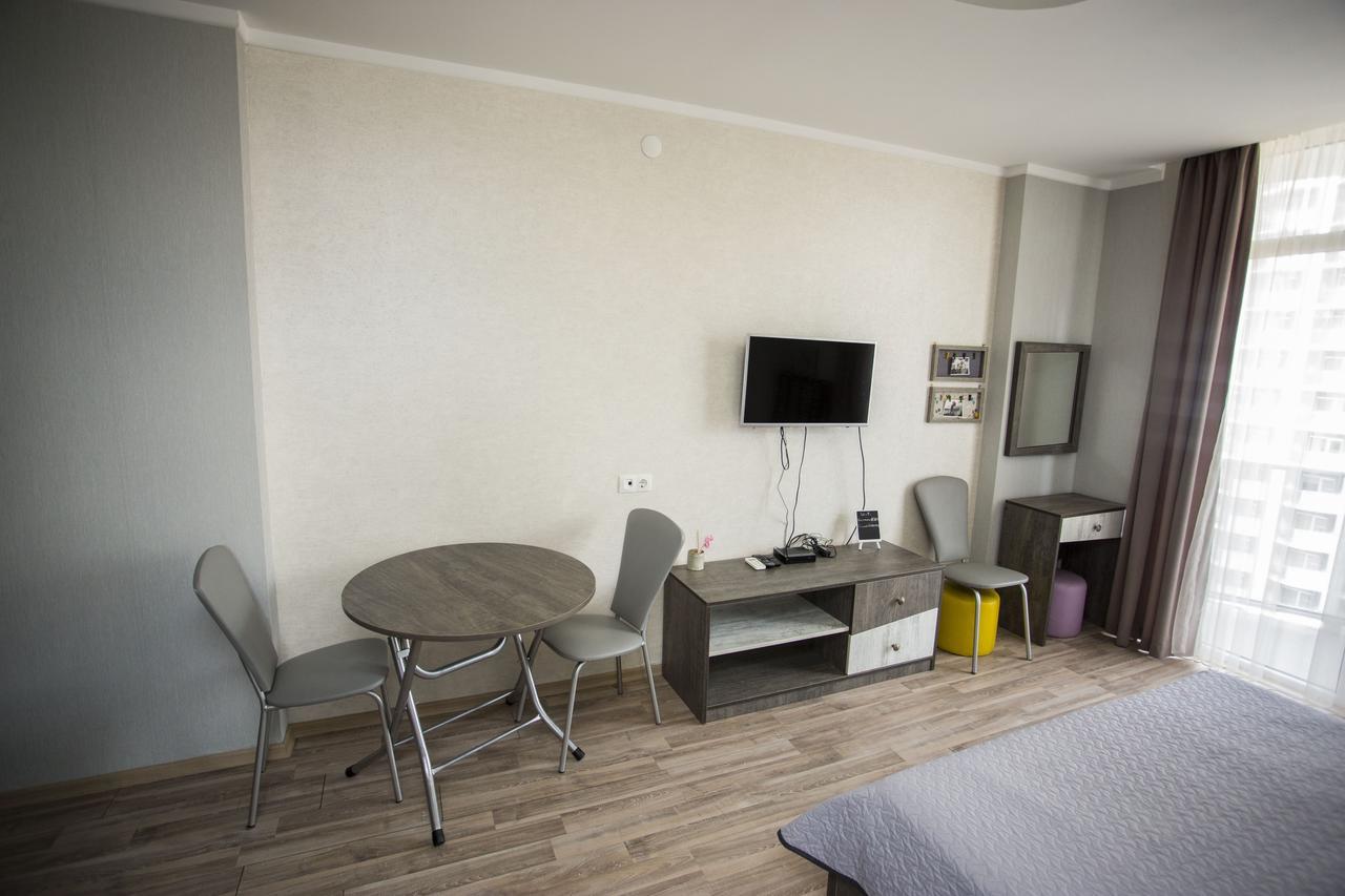 Apartment On Khimshiashvili Batumi Kültér fotó